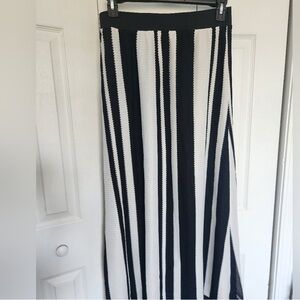 Elegant Striped Maxi Skirt in Black and White
